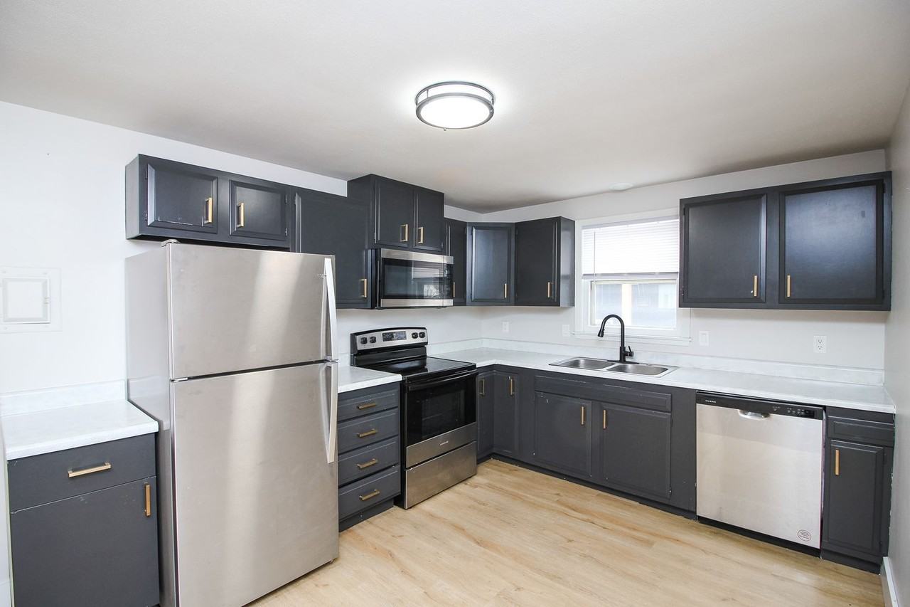 The Whitney - Photo 2 of 14