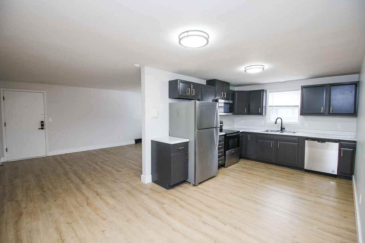 The Whitney - Photo 4 of 14