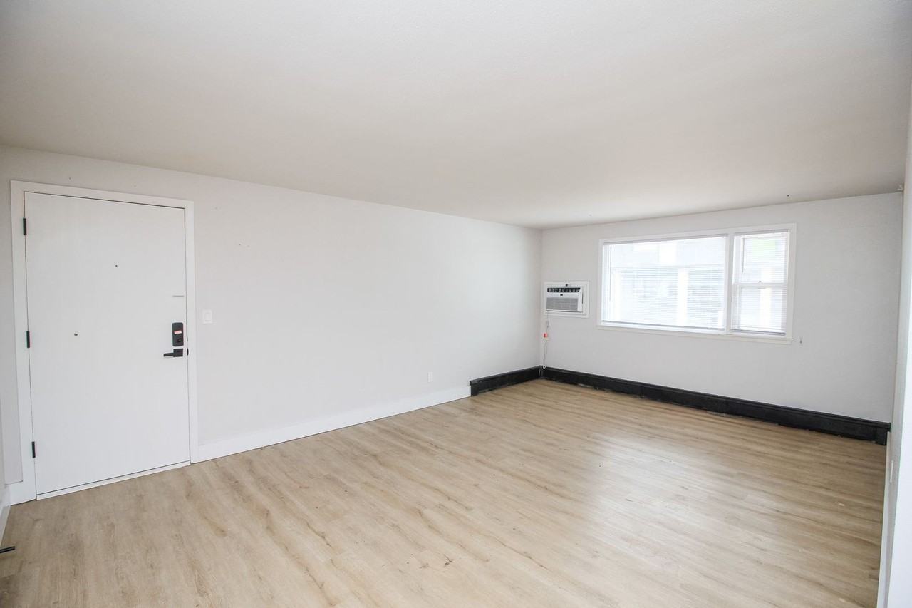 The Whitney - Photo 6 of 14