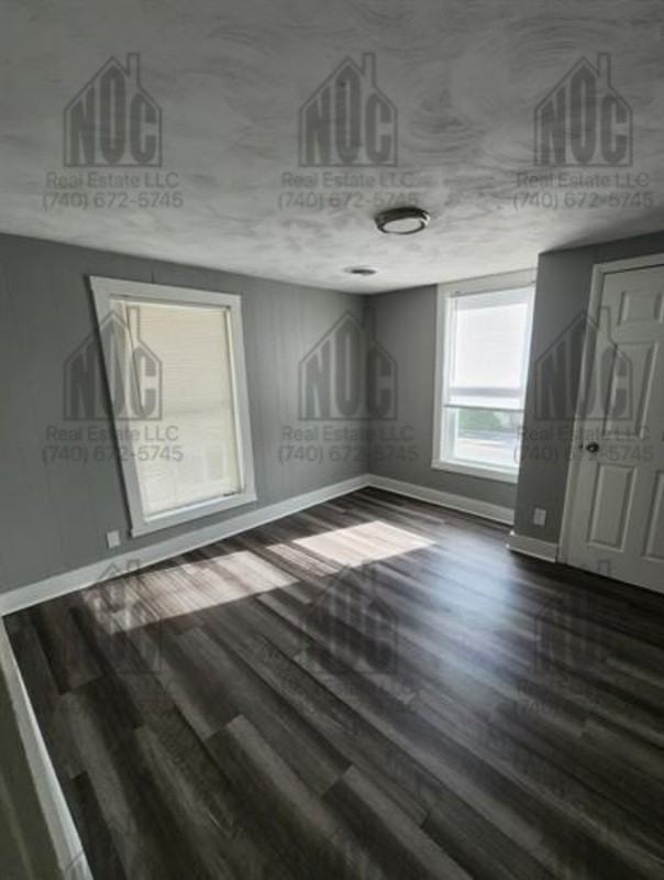 913 915 N Pierce Ave. - Photo 5 of 5