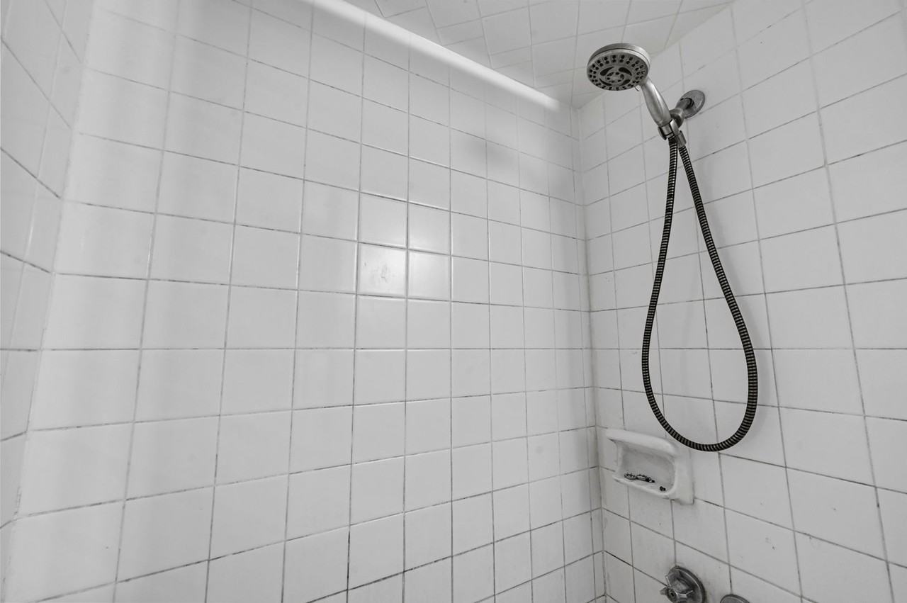 228 N 4th St - Photo 4 of 20