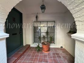 01220SE - Photo 1 of 1