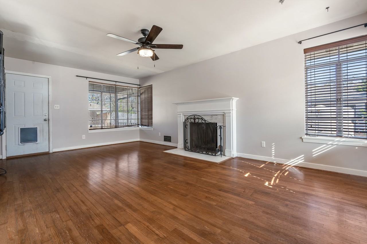 504 20th Ave S - Photo 4 of 16