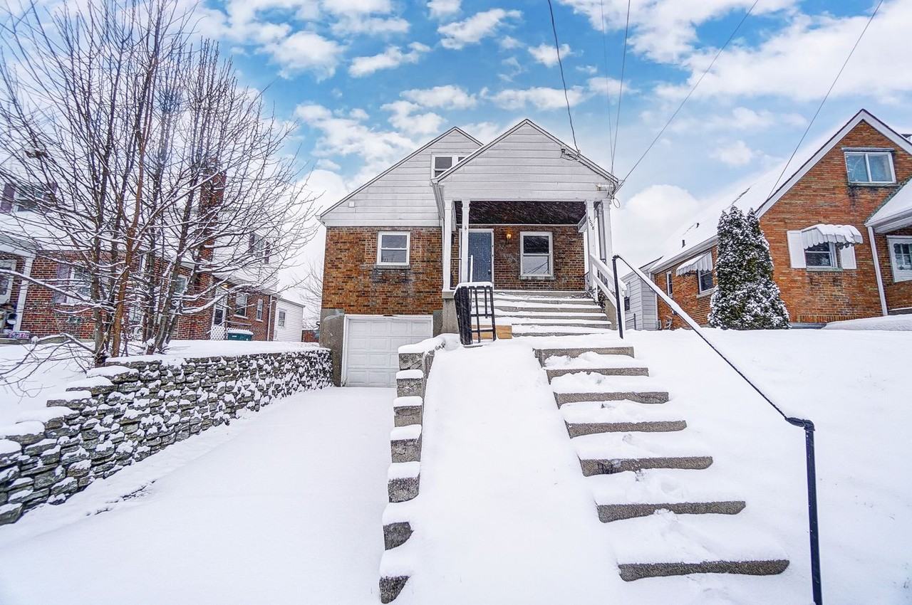 4008 Akochia Ave - Photo 3 of 35