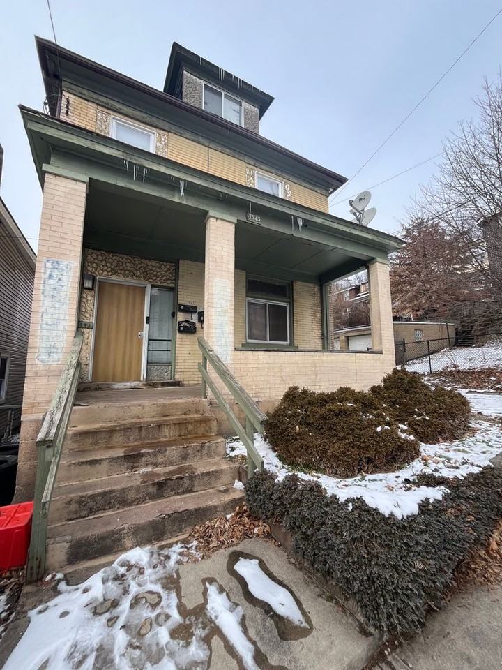 7543 Melrose Street - Photo 2 of 25