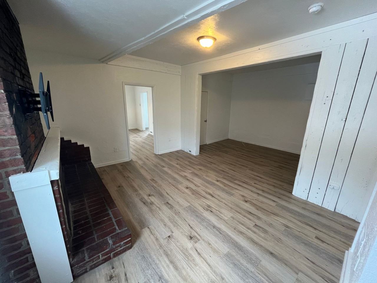 7543 Melrose Street - Photo 7 of 25