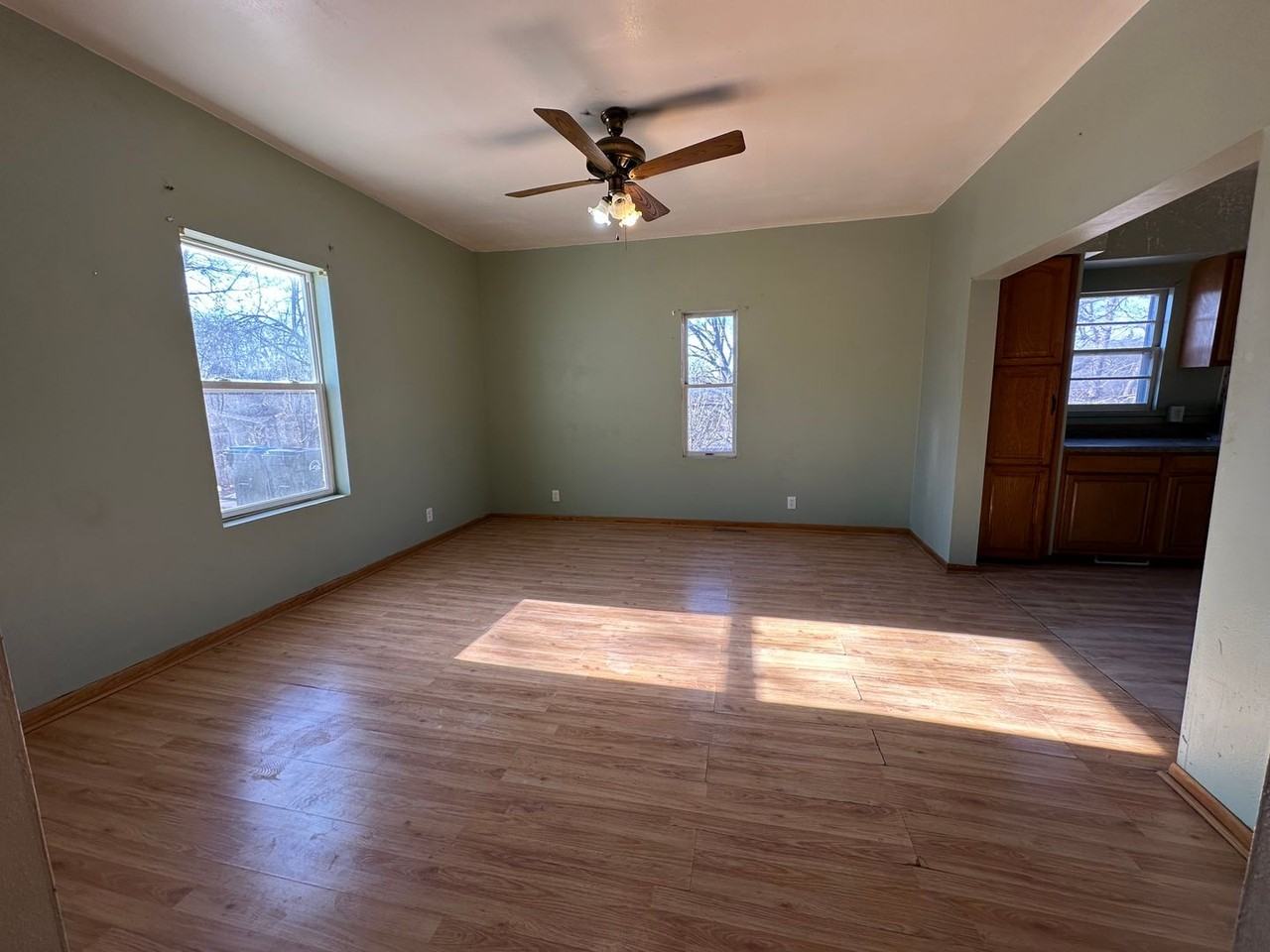 412 N 7th St - Photo 2 of 8
