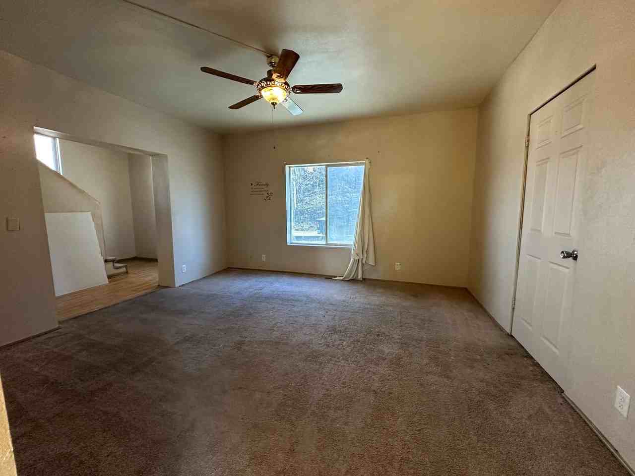 412 N 7th St - Photo 3 of 8