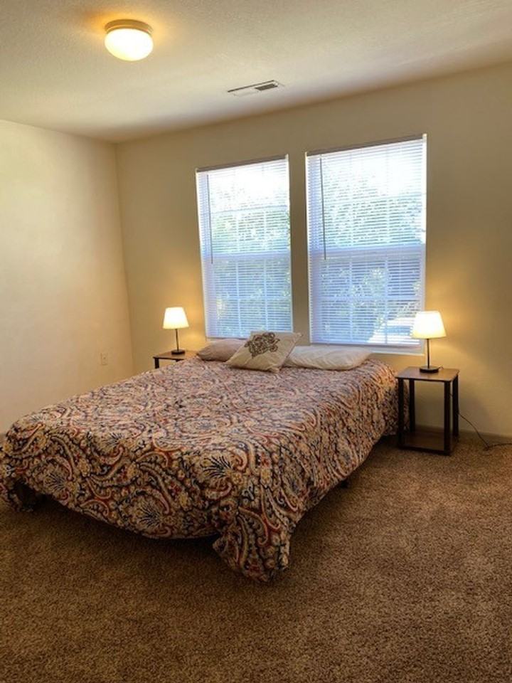 913 Westridge Dr #18 - Photo 7 of 9