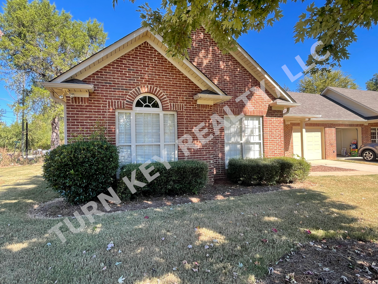 112 Vann Cir - Photo 2 of 15