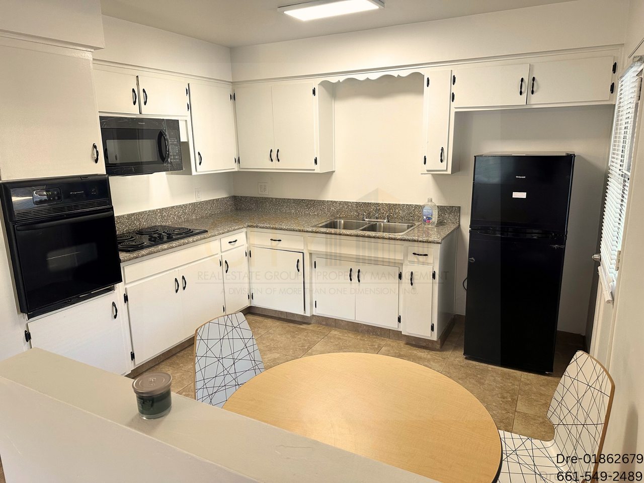 2500 Bishop Drive - Photo 2 of 3