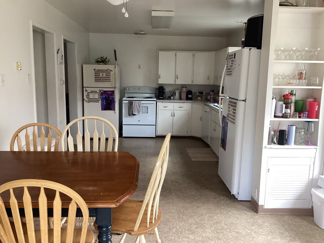 238 W Sacramento Ave - Photo 4 of 17