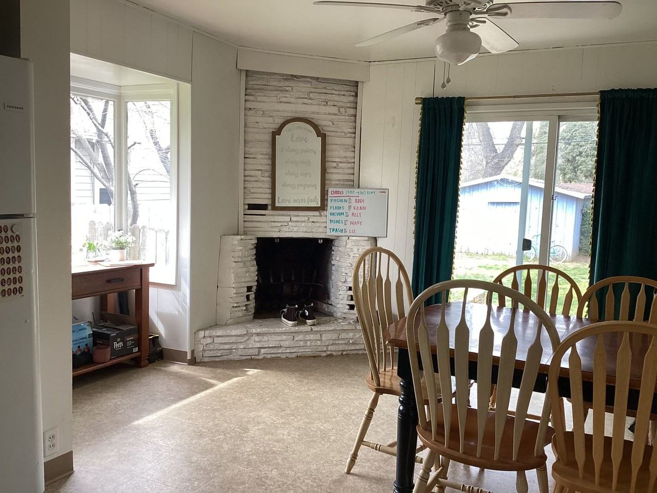 238 W Sacramento Ave - Photo 5 of 17