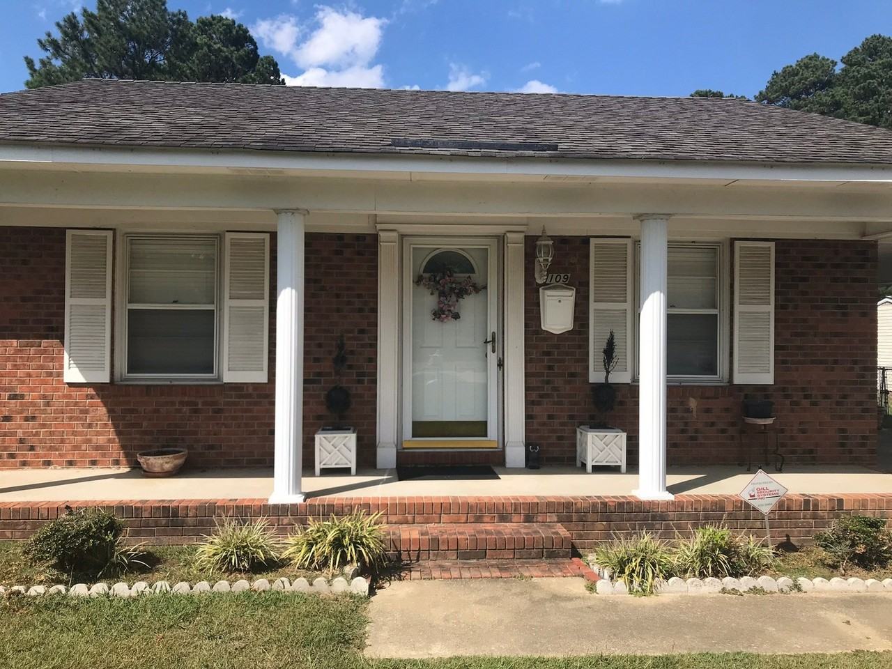 109 Jackson Rd - Photo 2 of 23