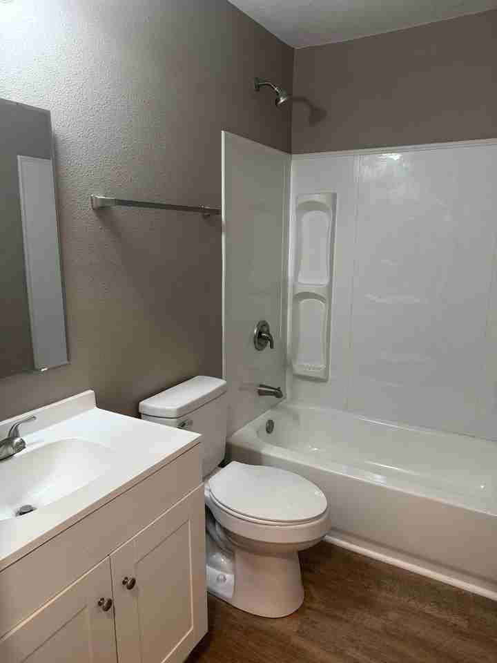 1535 East Talmage Street - Photo 5 of 13