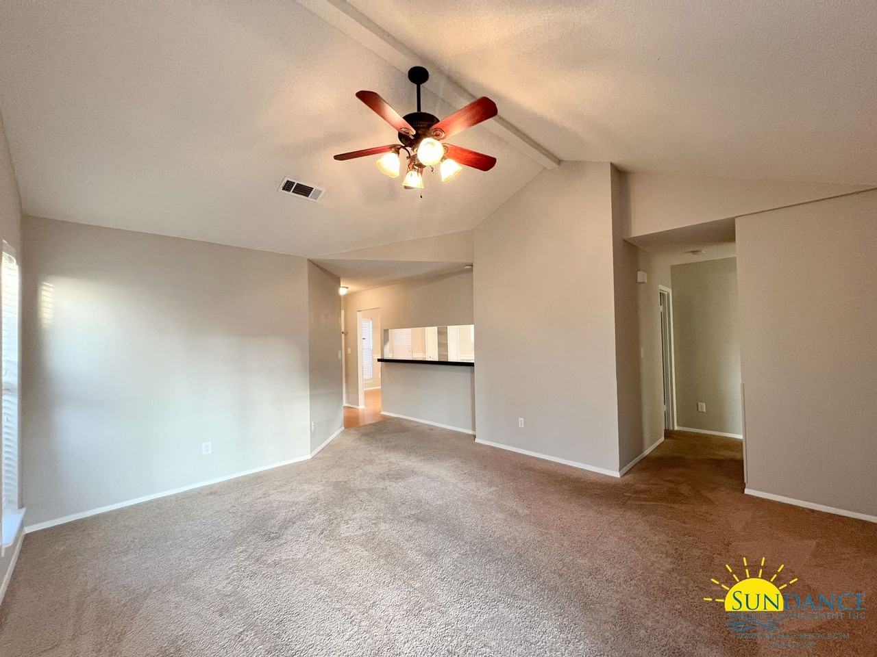 1538 Meadowbrook Ct - Photo 4 of 25