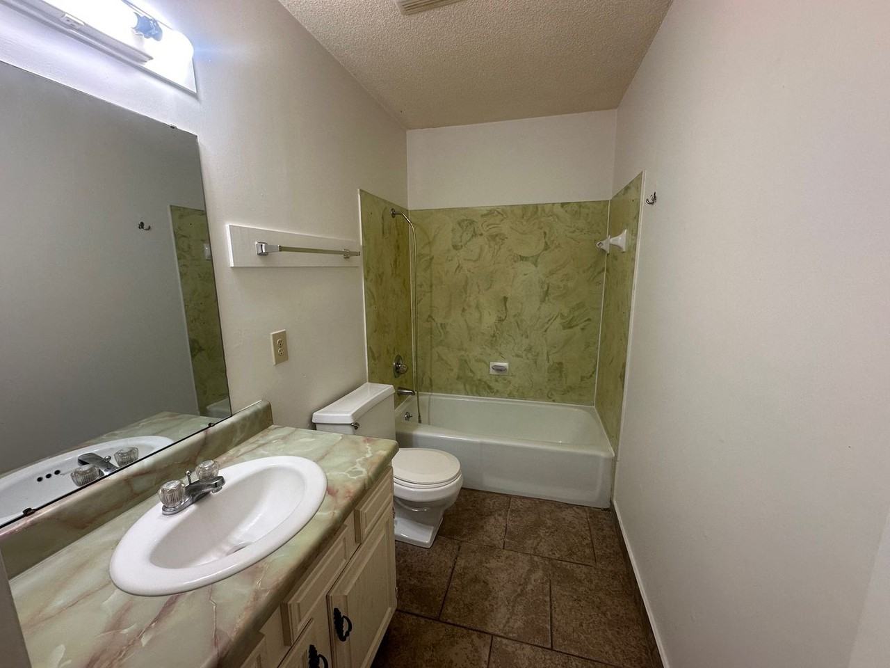 3001 Hodges St - Photo 6 of 6