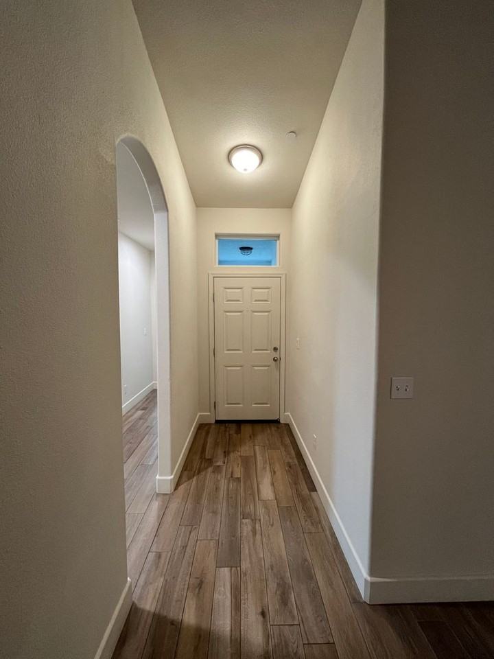 1945 W Date Ave - Photo 2 of 19