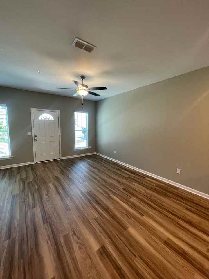 2281 Del Carmel Way - Photo 4 of 19