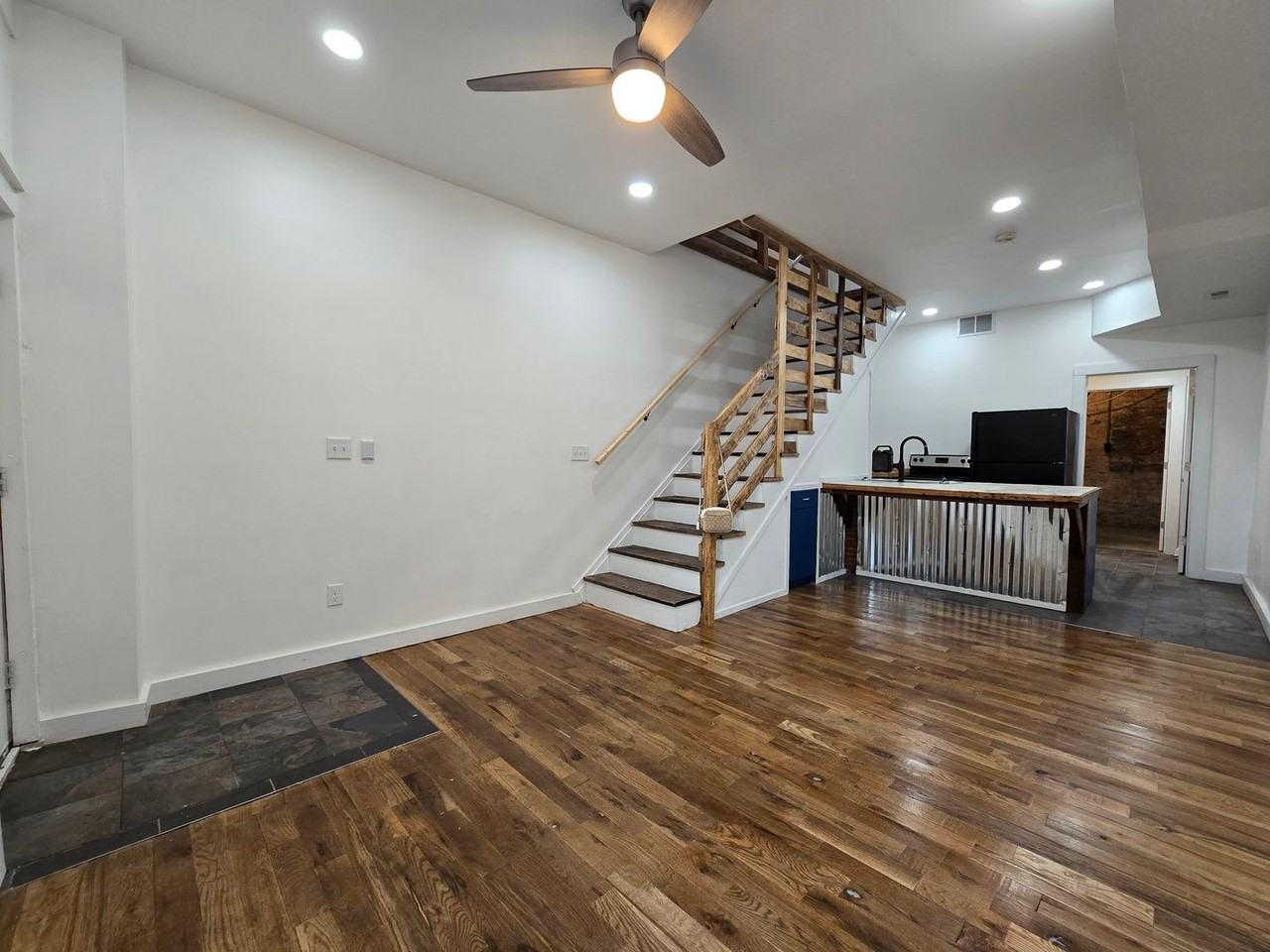 658 State Ave - Photo 3 of 17