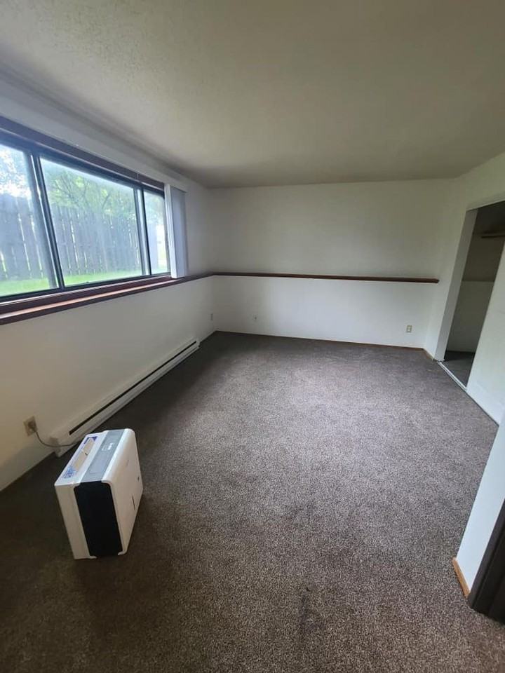 1105 7th Ave N - Photo 3 of 7