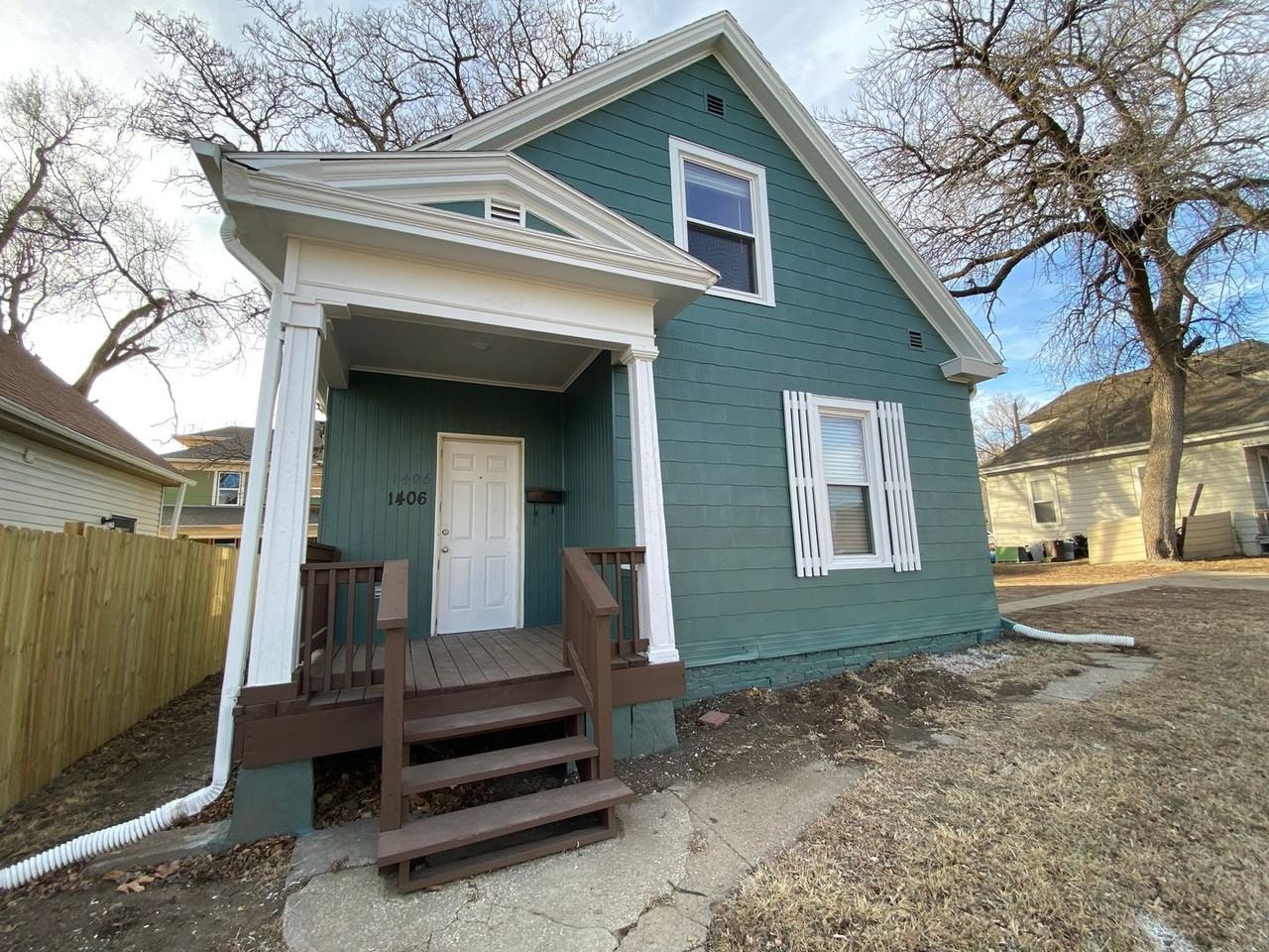 1406 N 33rd St - Photo 2 of 13