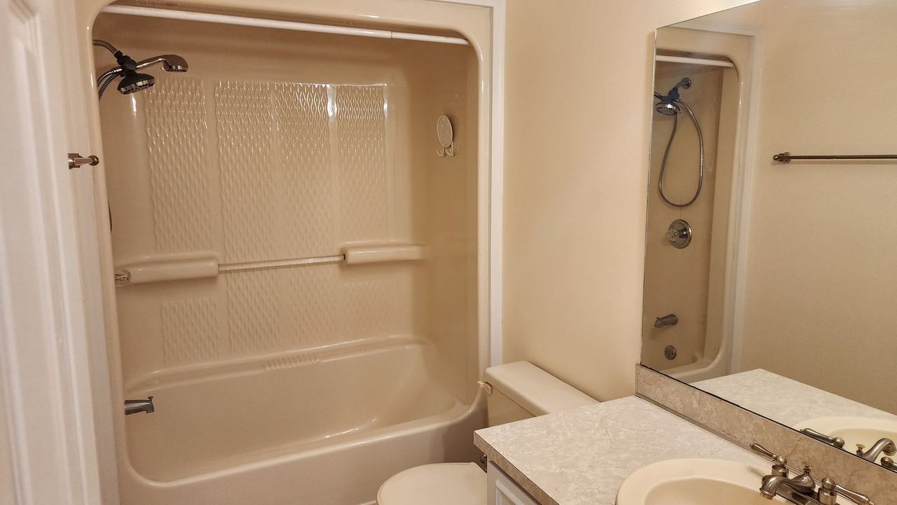 1033 Lick Skillet Rd - Photo 6 of 12