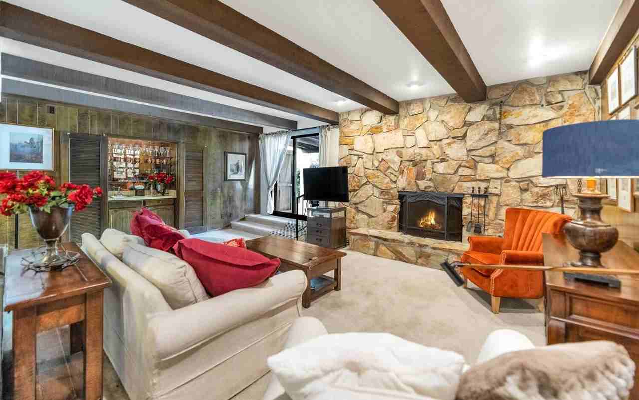 6330 E Bar Z Ln - Photo 3 of 24