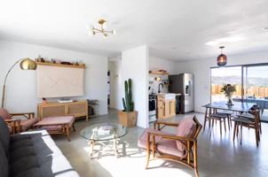 featured image of 61814 Valley View Cir