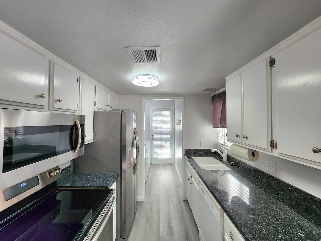 1168 E Cochise Dr - Photo 5 of 19