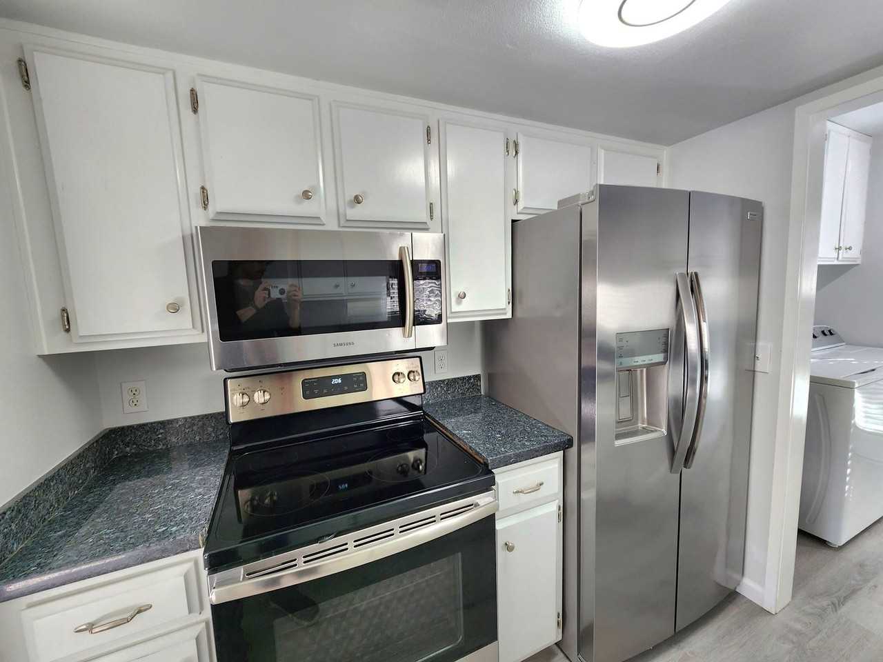 1168 E Cochise Dr - Photo 6 of 19