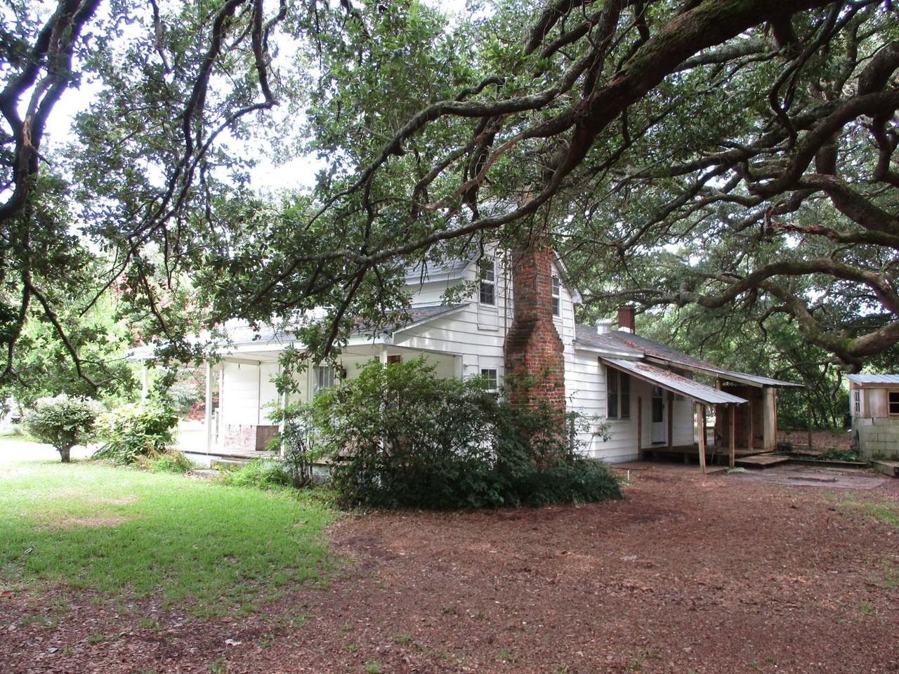 1565 Highway 24 - Photo 2 of 16