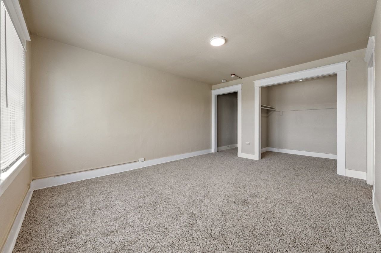 1019 Burwell Street - Photo 2 of 8