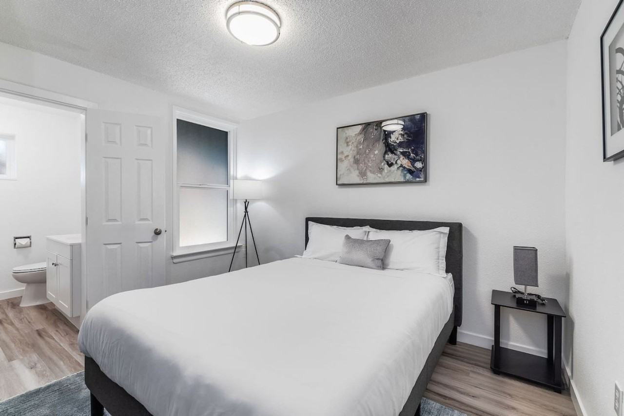 612 South 18th Street - Photo 2 of 53