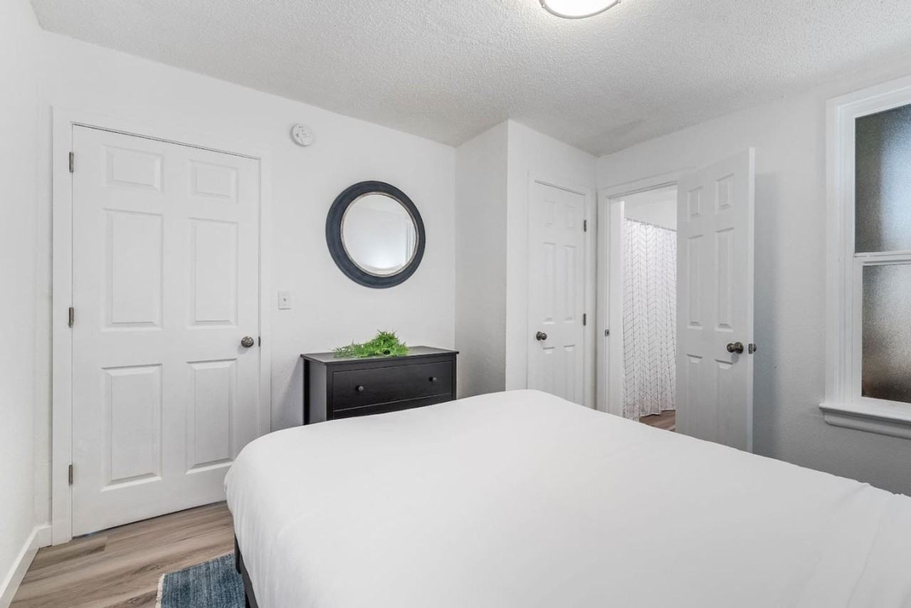 612 South 18th Street - Photo 4 of 53