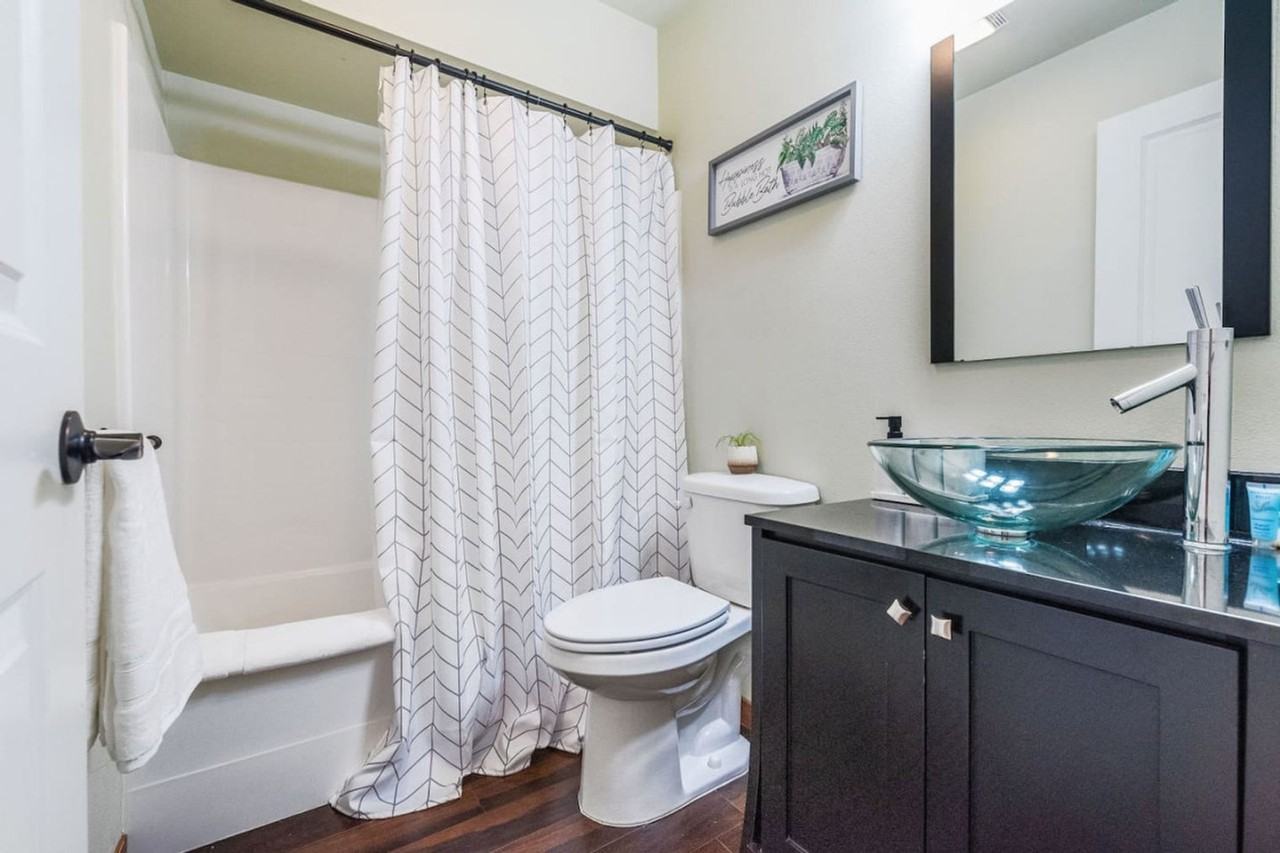 620 S 23rd St #1045882P - Photo 4 of 31