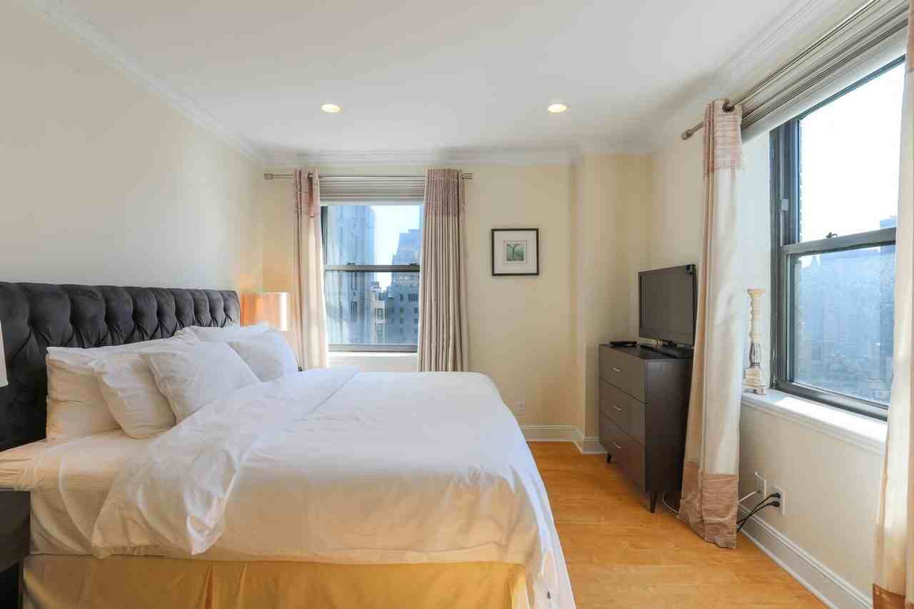 8 W 57th St #408760P - Photo 6 of 15