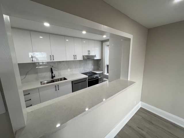 74 Hubbard Boulevard #3 - Photo 4 of 21