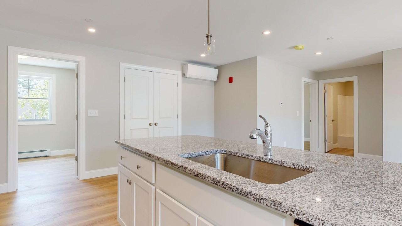 Badger Run Apartments - Photo 2 of 10