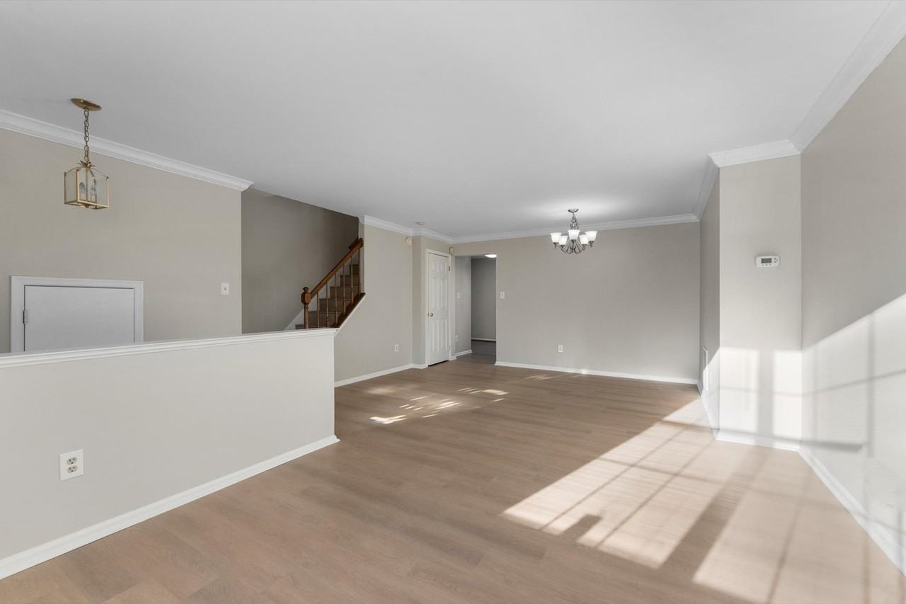 7682 Chadds Landing Way - Photo 3 of 37