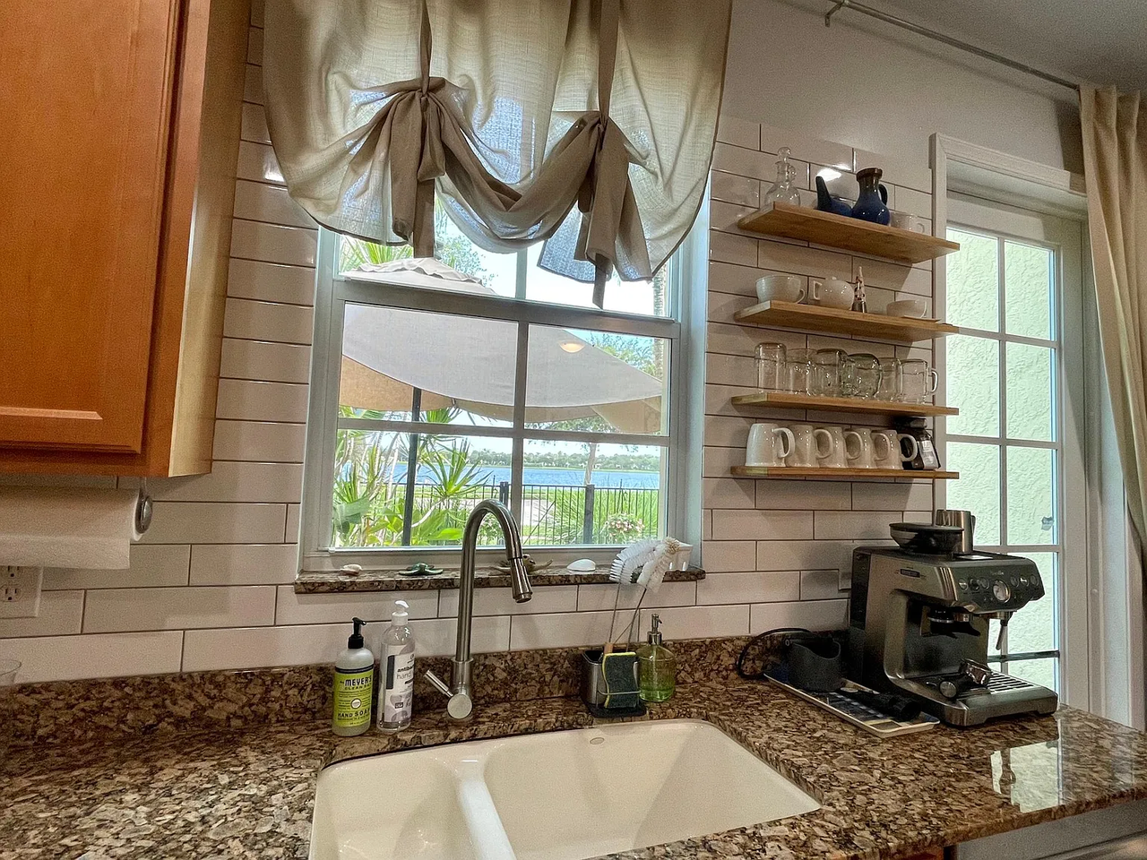 560 Tomahawk Ct #NA - Photo 6 of 30