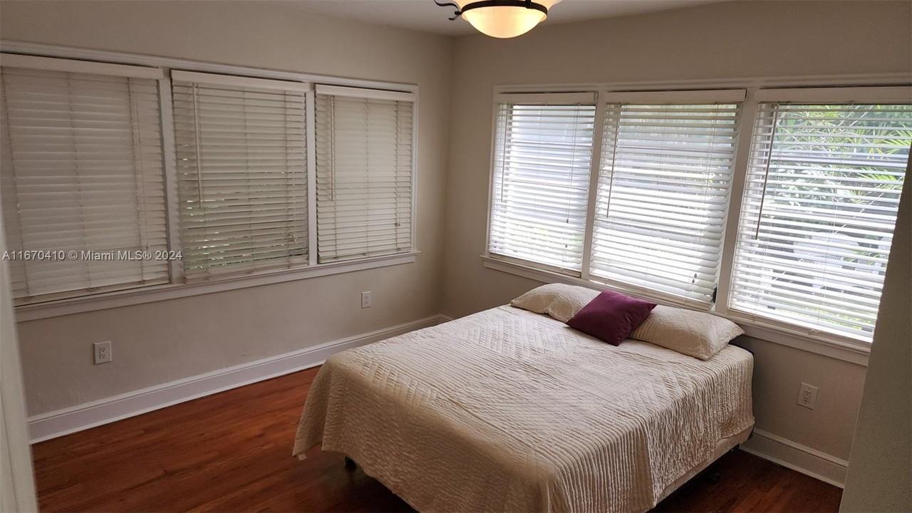 422 Majorca Avenue #NA - Photo 7 of 15