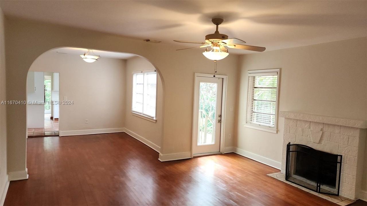 422 Majorca Avenue #NA - Photo 3 of 15