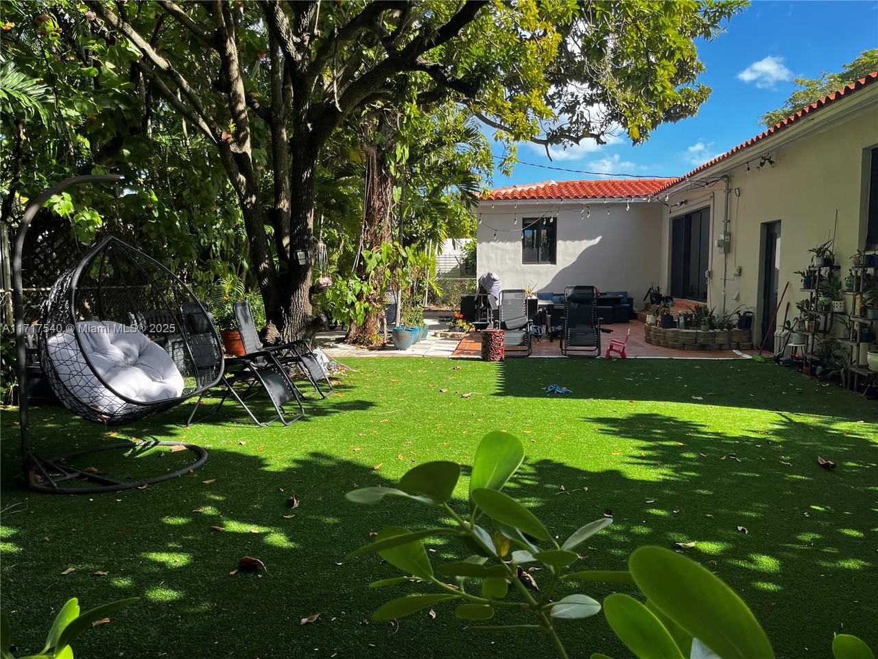 3351 Southwest 18th Street #NA - Photo 5 of 15