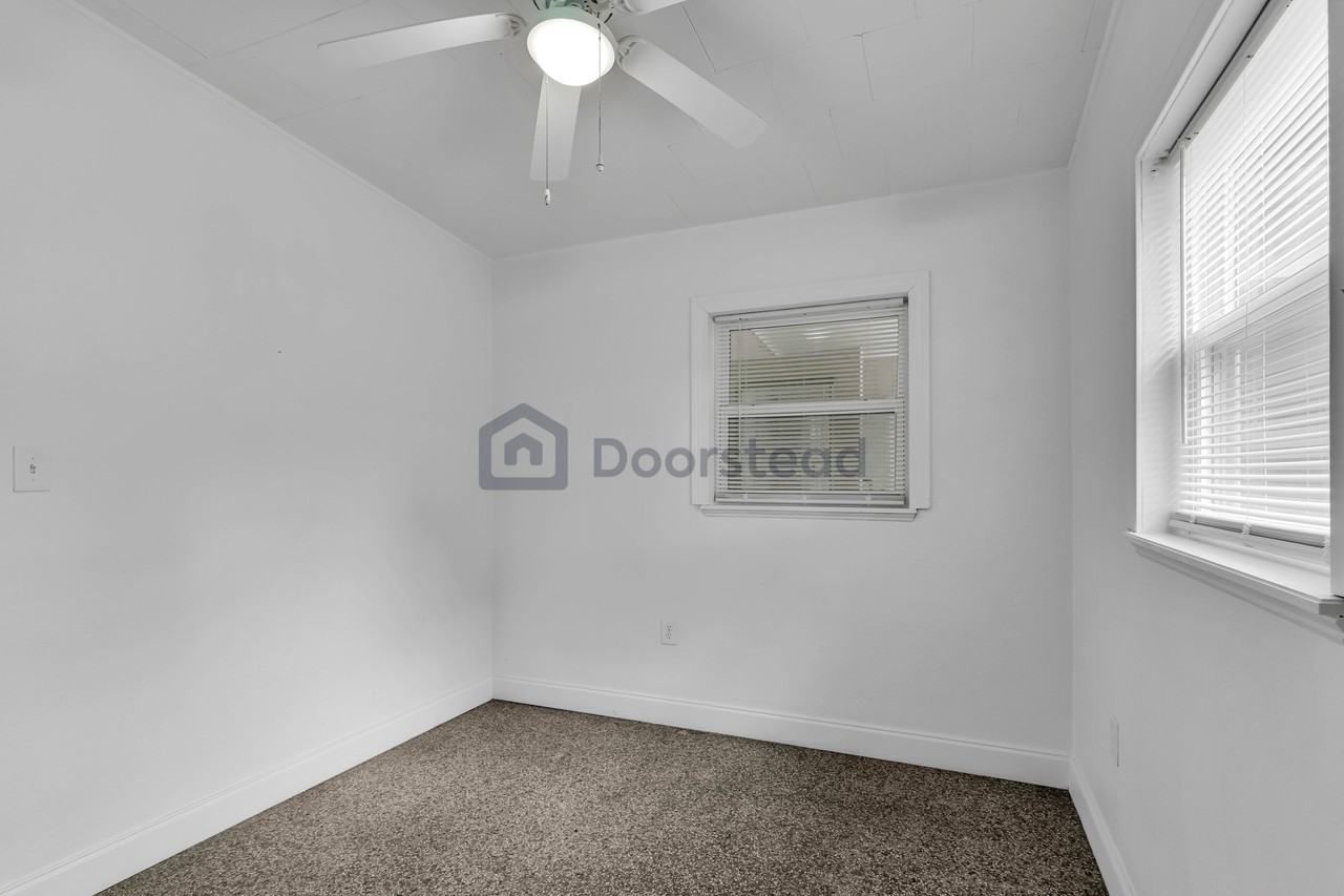 1005 Louisiana Ave #NA - Photo 2 of 33