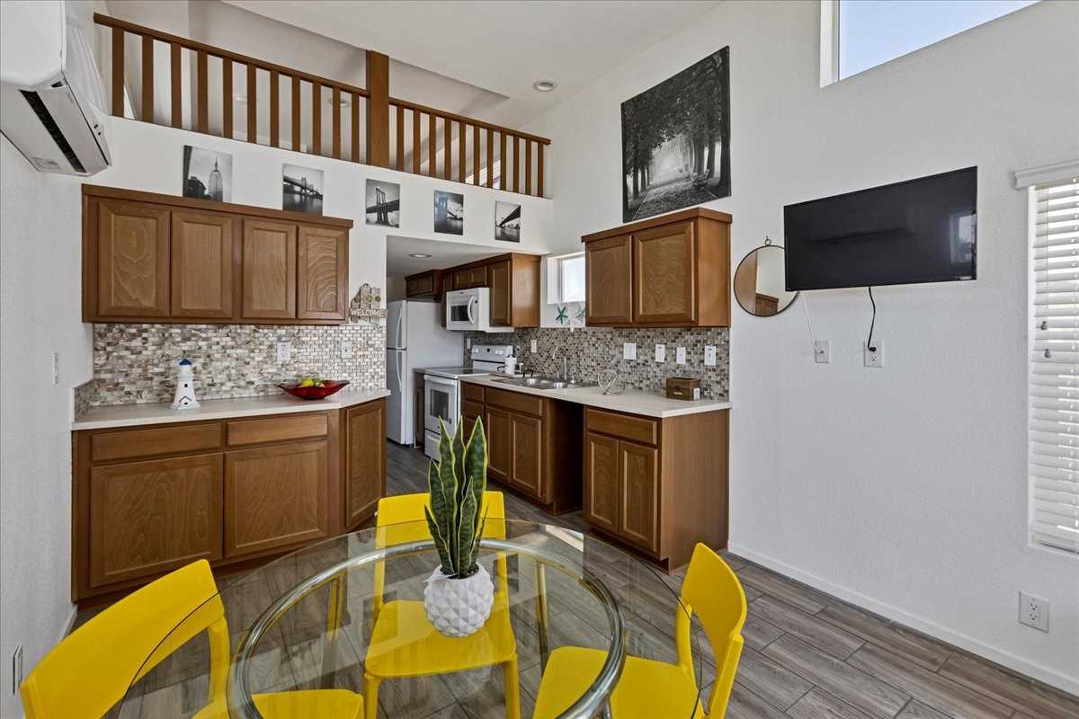 971 W Main St #22 - Photo 2 of 8