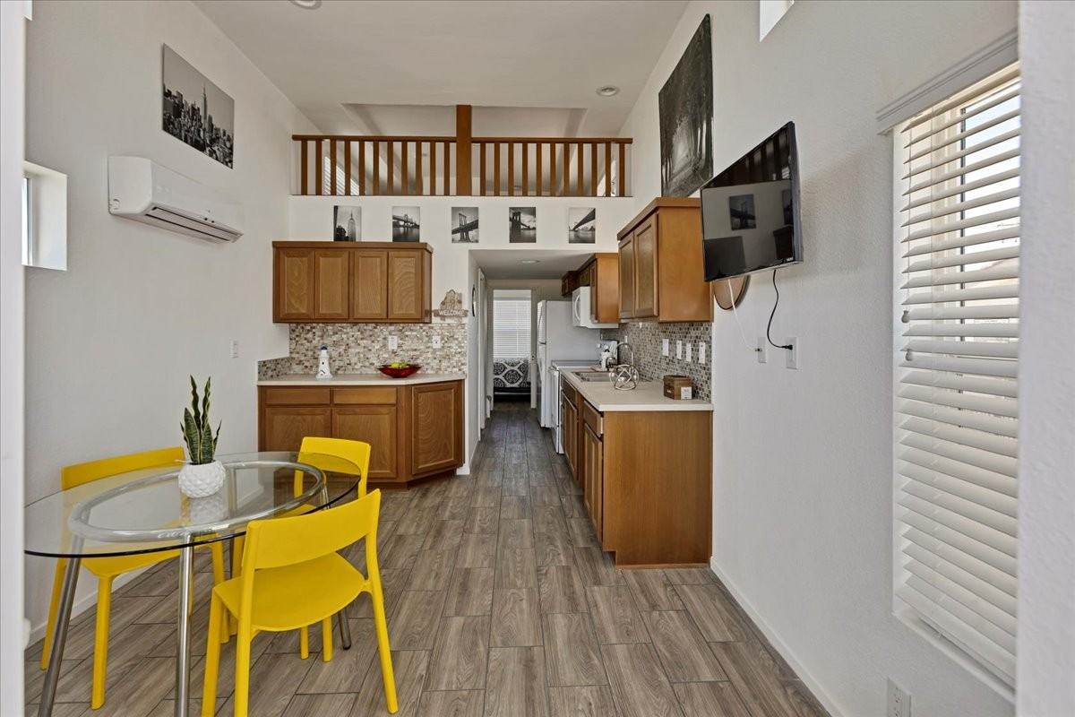 971 W Main St #22 - Photo 3 of 8