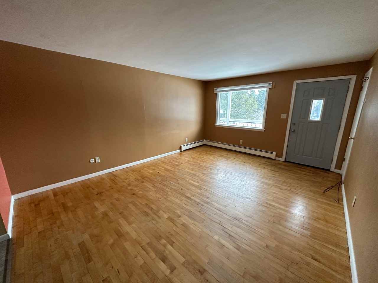 23456 Dogwood Ave #2 - Photo 4 of 7