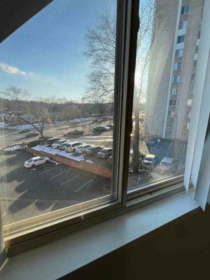 Queens Park Plaza Apartments - Photo 5 of 16