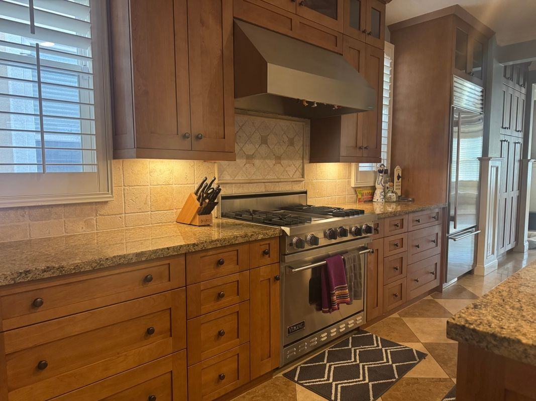 206 E Balboa Blvd - Photo 2 of 13